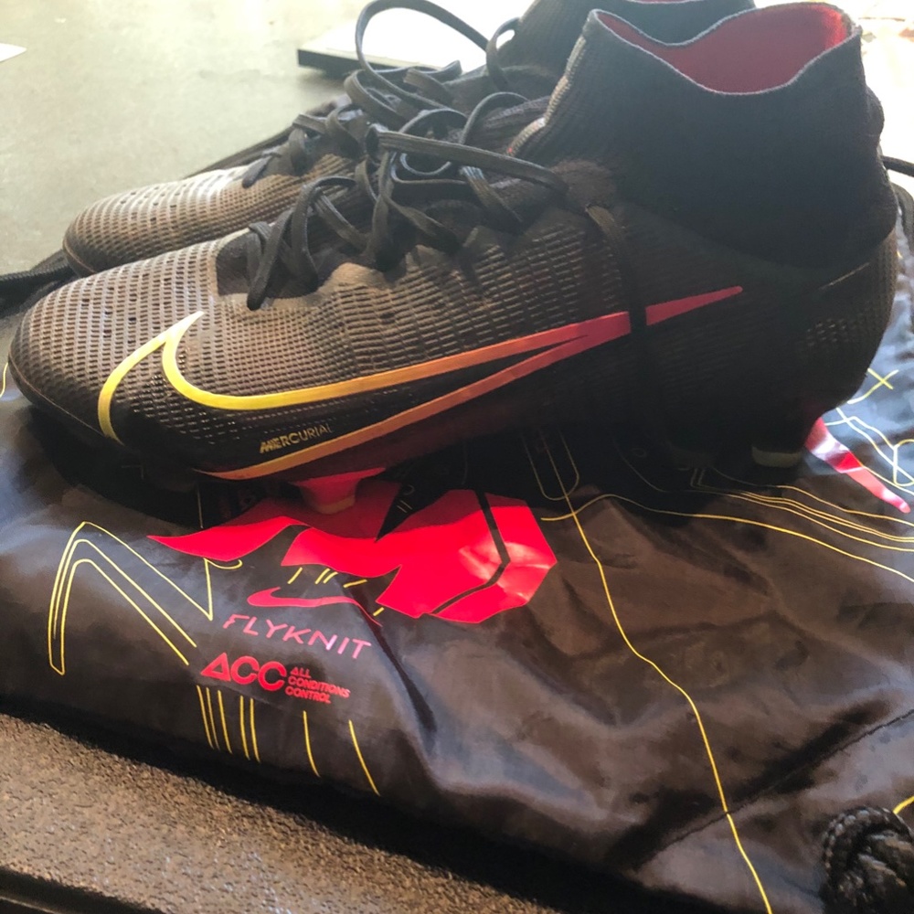 Nike Mercurial Superfly 8 Mens Size 9